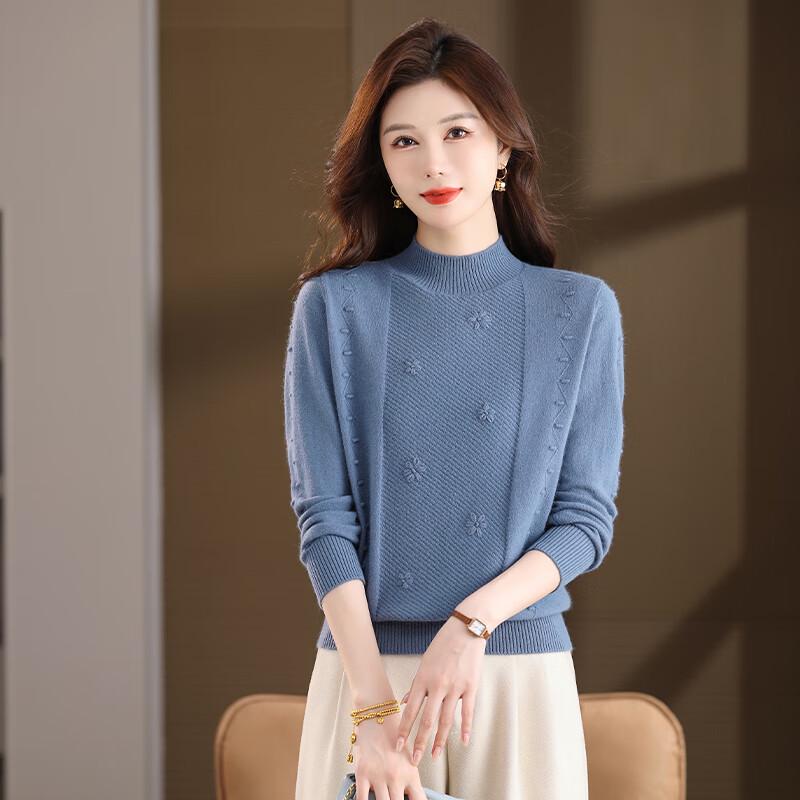 Женский вязаный свитер с воротником-стойкой на осень/зиму