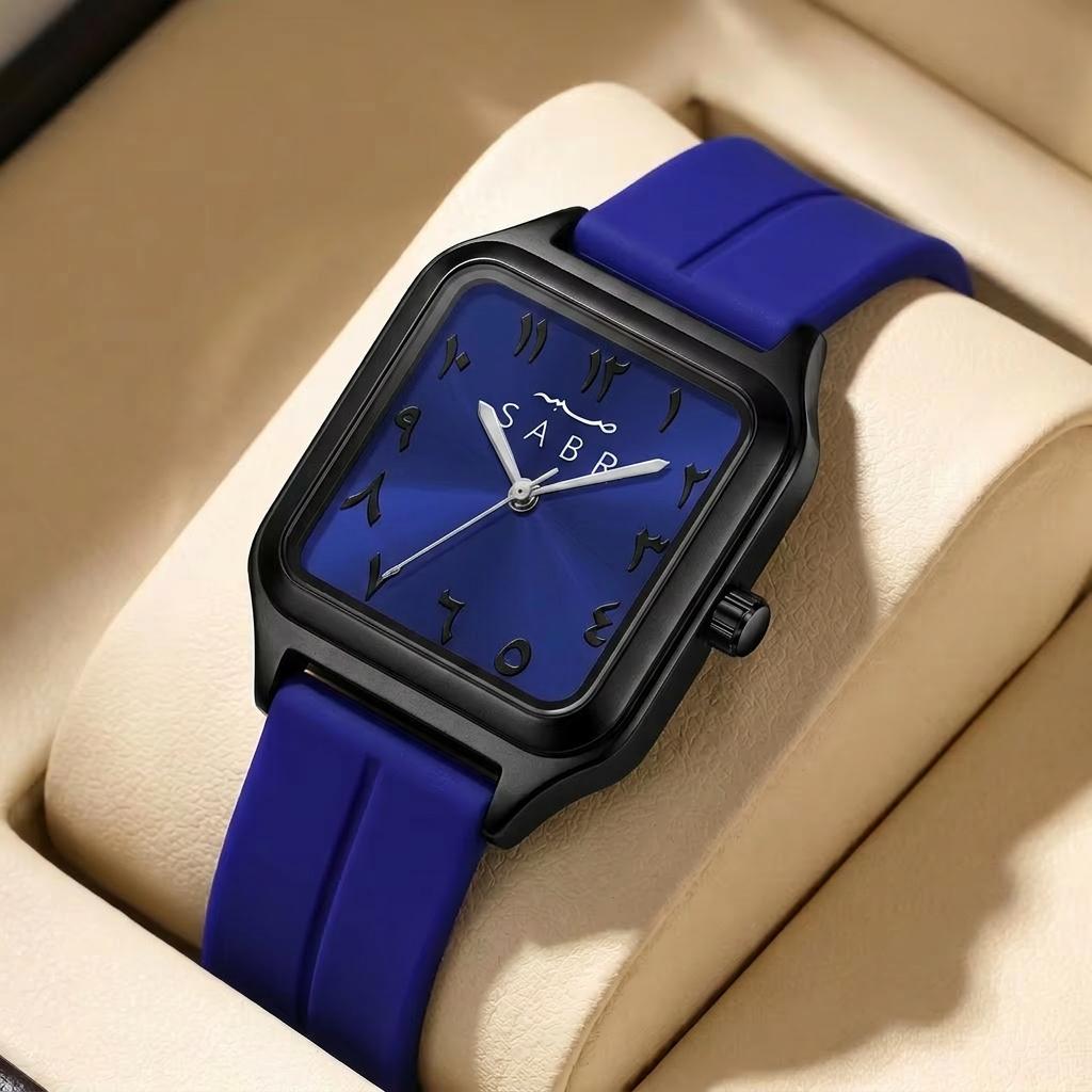 1pcs Square Dial Black Minimalist Watch Silicone Strap Stylish for Men and Women Trendy and Versatile