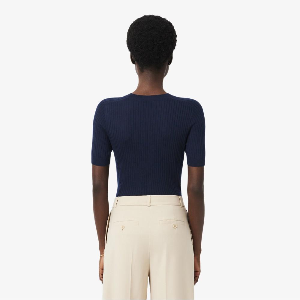 Lacoste Женский короткий свитер в рубчик из тонкой шерсти мериноса AF4146-56G166