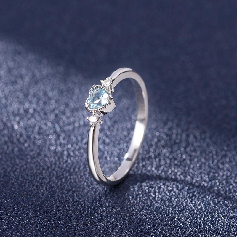 Fashion Women Rings 925 Silver Jewelry Heart Shape Blue Zircon Gemstone Finger Ring for Wedding Engagement Party Gift Ornaments