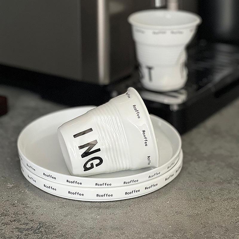 Korean Style Cups And Mugs Coffee Mug White Ceramic Nordic Wrinkle Cup Drinking Coffee Tumbler English Letter