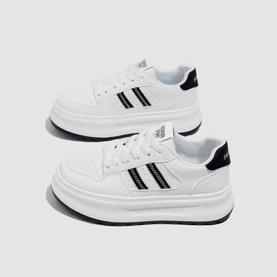 Весна 2025 года, новая корейская версия, дышащие маленькие белые туфли, женские низкие повседневные туфли на платформе, туфли-маффины XYA901