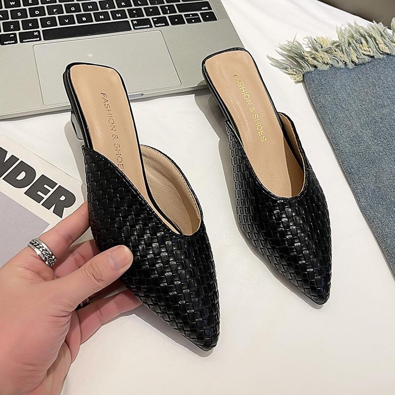 Женские тапочки Baotou, летняя пляжная обувь для женщин, с острым носком и плоской подошвой, женские сандалии, тапочки