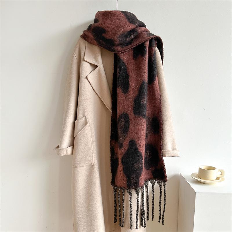 Autumn Winter Imitation Cashmere Scarf Men Women Thickened Warm Elegant Neckerchief Leopard Print Soft Long Tassel Scarves