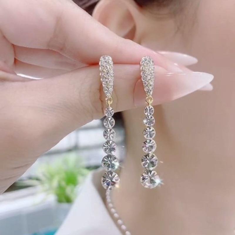 Длинные серьги с кисточками Женские Корейский Дизайн ДунДэмун Универсальные серьги