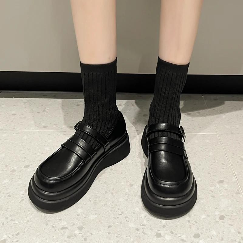 Модные туфли на плоской подошве на платформе, эластичные носки, дизайнерские женские туфли до щиколотки, модные зимние короткие ботинки для ходьбы 2024 года, женские готические ботинки челси