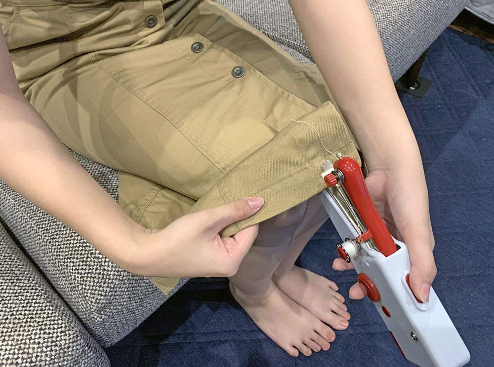 Handy Sewing Machine Battery-powered “Nuel” FP-366