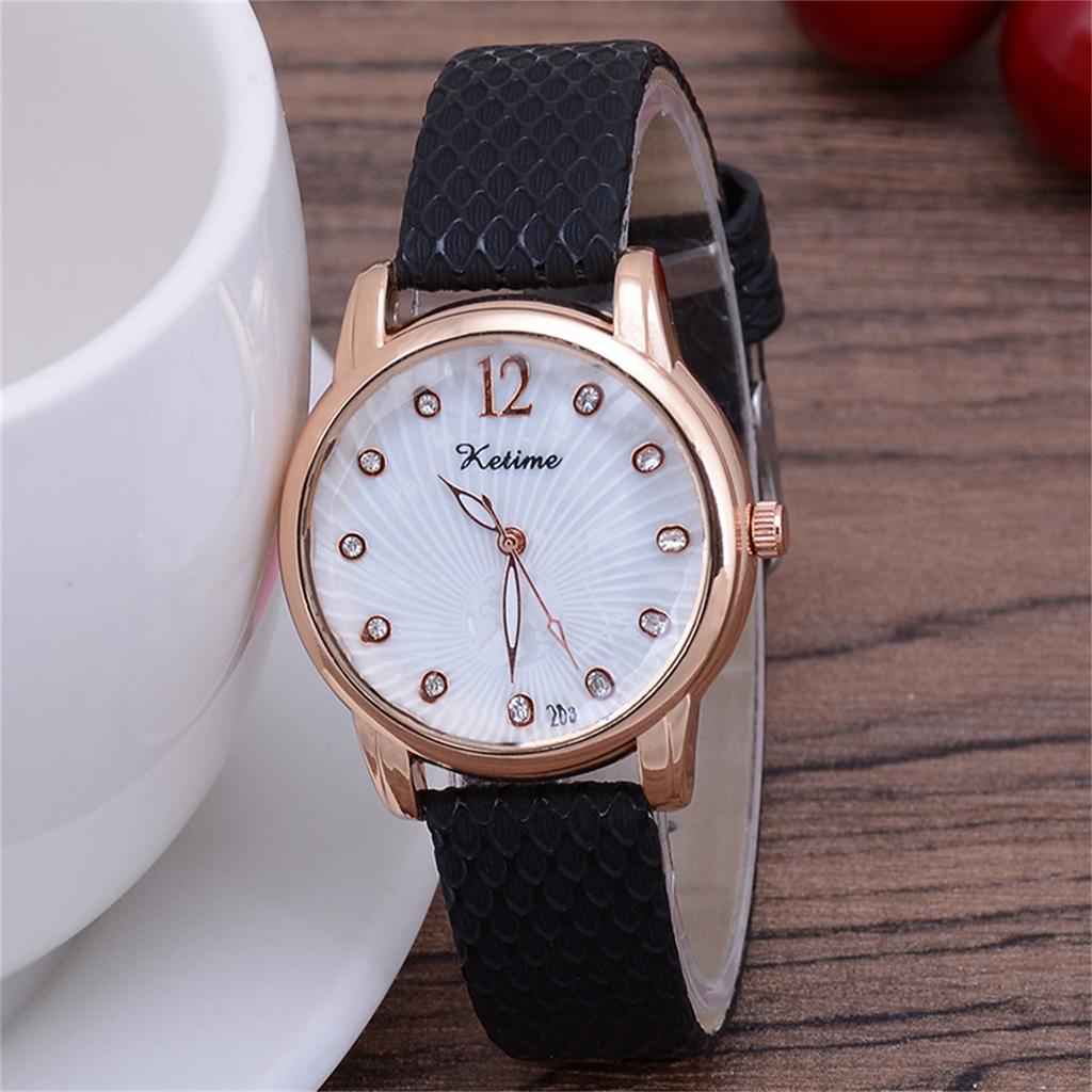 Women Fashion Leather Watch
