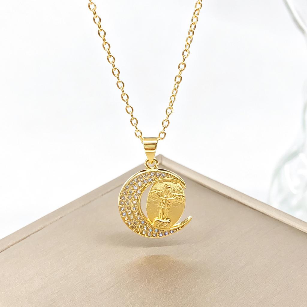 New Arrival Religion Moon/Arch Shaped Virgin Mary Jesus Zirconia Pendant Necklace Elegant Vintage Charm Jewelry Gift for Women