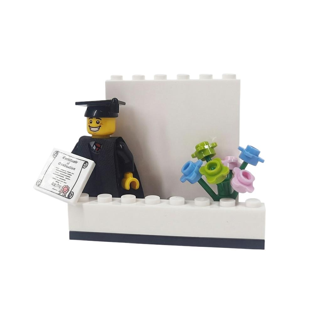 Miniature Building Block Accessories, Graduation Gowns, Doctoral Caps, Cloaks, Decorative Toys