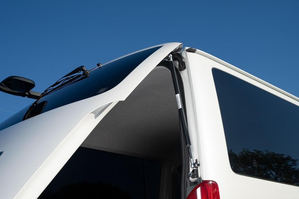 Neoplot RV Универсальный открыватель задней двери Версия 2.0 NP80121 Одноступенчатый открыватель двери для Toyota Hiace 200 Серии TRH20 GDH20 KDH20 Правая сторона Задняя дверь