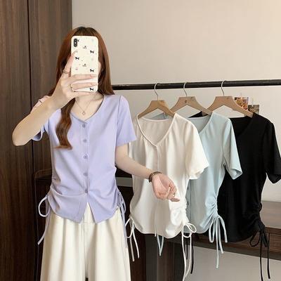 Дизайн женской одежды оверсайз Выглядит стройнящим Кулиска V-образный вырез Необычное плечо Футболка с коротким рукавом Летний тренд