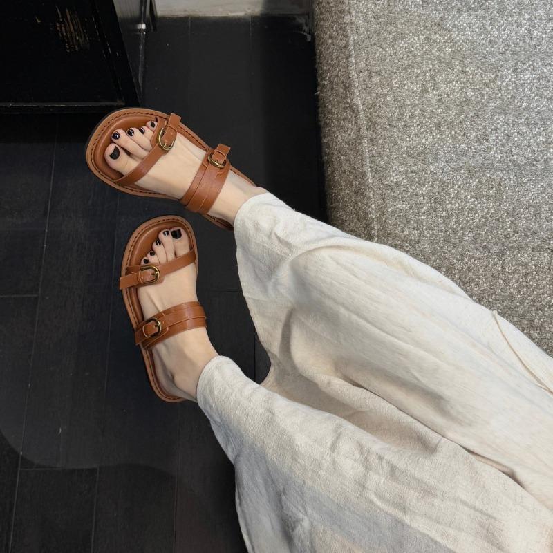 Fashion 2025 Flatfrom Slippers Sandals Round Toe Metal Buckle Shoes for Summer Woman's Outdoor Casual Flat Slipper