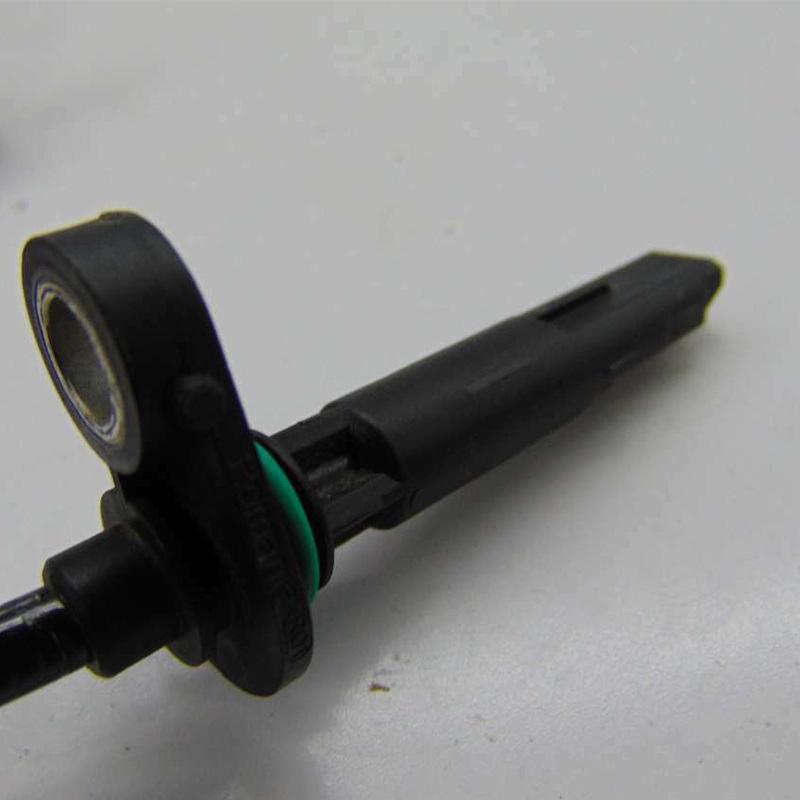 Front ABS Brake Sensor for Mercedes-Benz GLC-Class X253 C253 2539053400