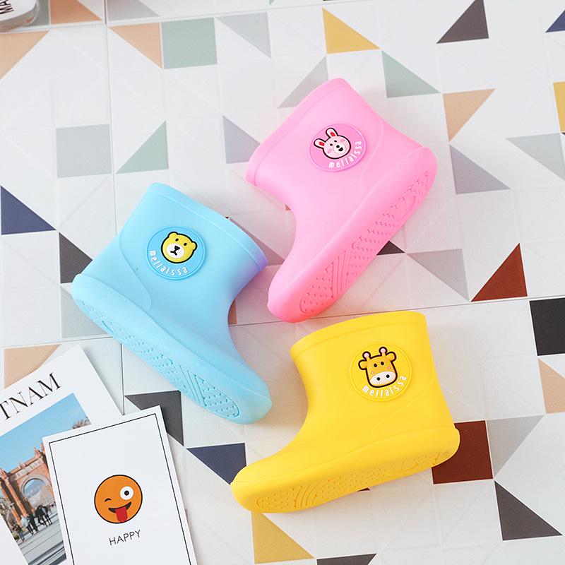 Детские нескользящие водонепроницаемые резиновые сапоги