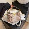 New High-end Fashion capV-shaped Snake Pattern Lady Bag Portable Shoulder Women's Bag