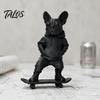 Настольная фигурка для офиса, 3D-печатная статуэтка бульдога на скейтборде, французское украшение, универсальное украшение для помещений и улицы, скульптура собаки в толстовке с капюшоном