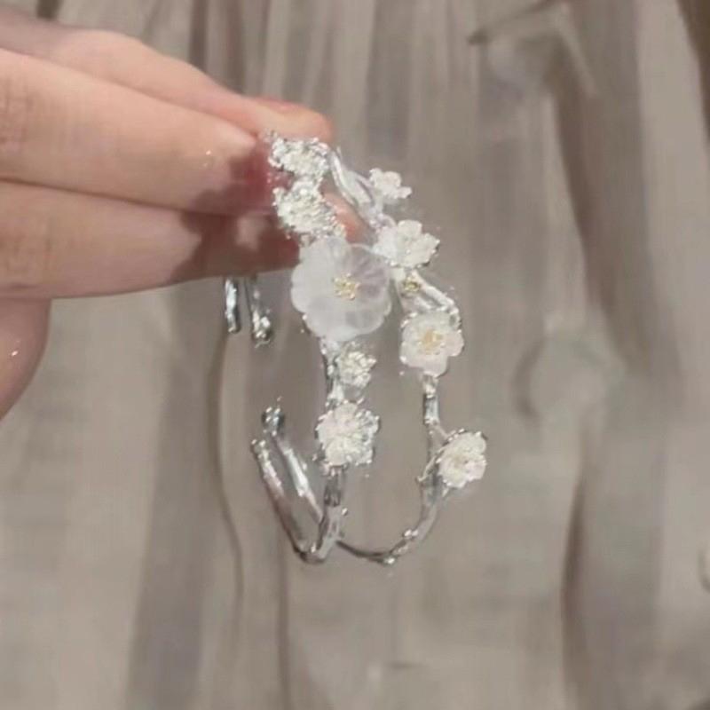 Браслет-колокольчик в виде цветка сливы в китайском стиле, ретро, серебряный цвет, браслеты-манжеты для женщин, открытый браслет-браслет в виде цветка, ювелирные изделия