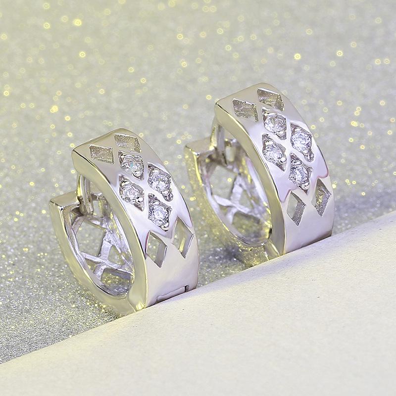 Classic Ear Clips Exquisite Fashionable Ear Accessories