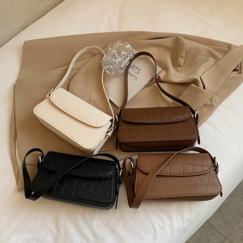 Quality Single-shoulder Crossbody Bag, A Unique Stone-patterned Commuter Small Bag