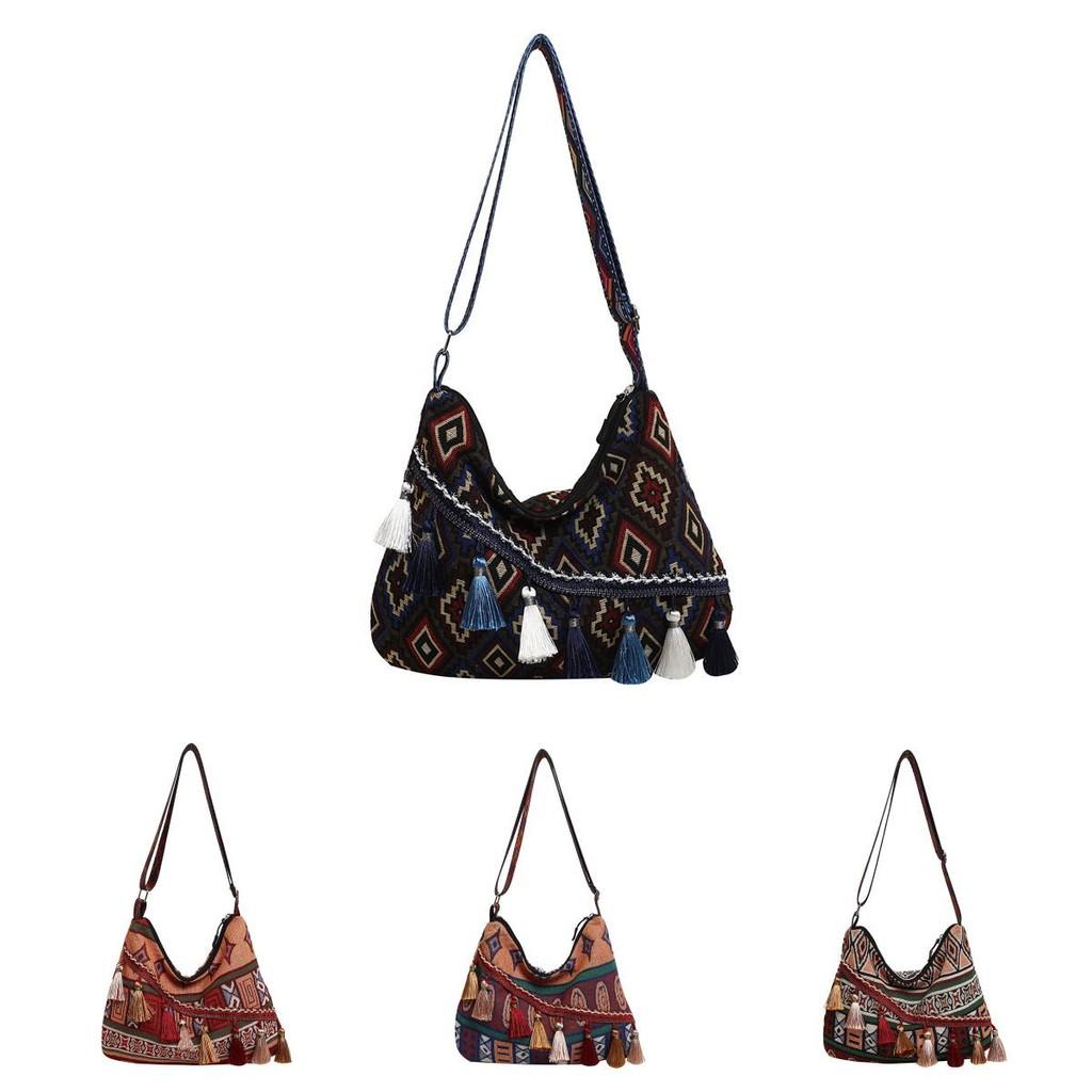 Style Ladies Shoulder Bag With Fringes And Chain For Casual Day Use