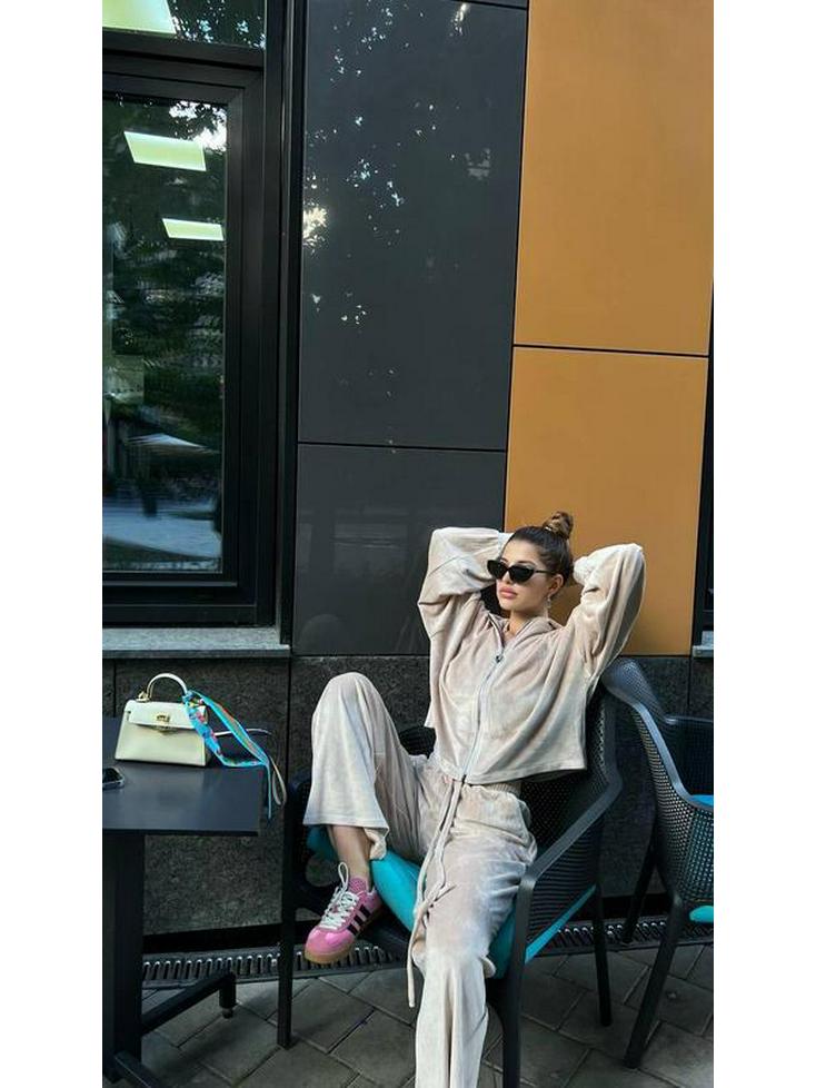 25-я годовщина Ранняя осень Мода Золотой бархат Молния Кулиска Повседневный комплект для женщин