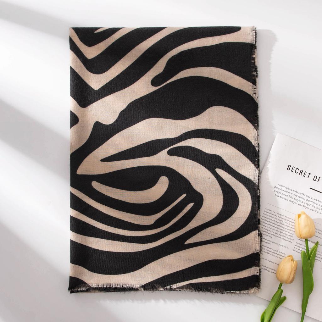 Versatile Striped Imitation Cashmere Scarf for Women Winter New Cold Proof Neck Scarf Elegant Temperament Warm Shawl