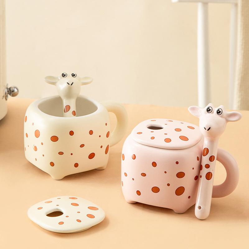 Милая чашка для девочки с крышкой и ложкой, чашка для воды, высокая керамическая чашка, подарок студенту, кружка для питьевой воды, мультяшная