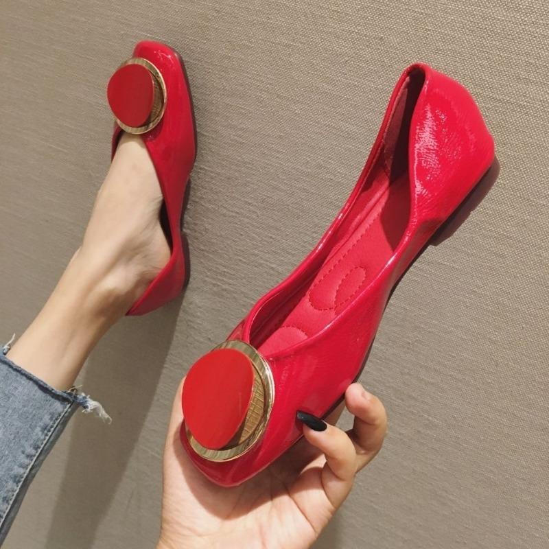 Модная весенне-летняя мягкая обувь женские балетки модный бренд элегантные женские туфли-лодочки черные красные желтые большие размеры 42 D430