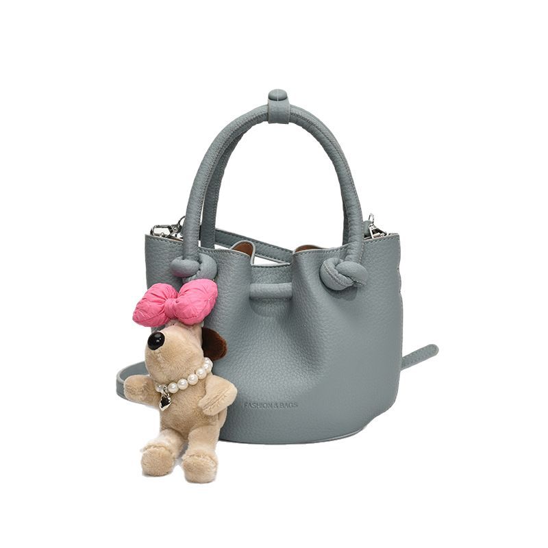 New Fashion Portable Water Women's Versatile Bag Casual Shoulder Messenger Bag