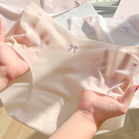 Ultra-Thin Seamless Ice Silk Panties for Women Mid Waisted Soft Stretchy Underwear Breathable Invisible Briefs