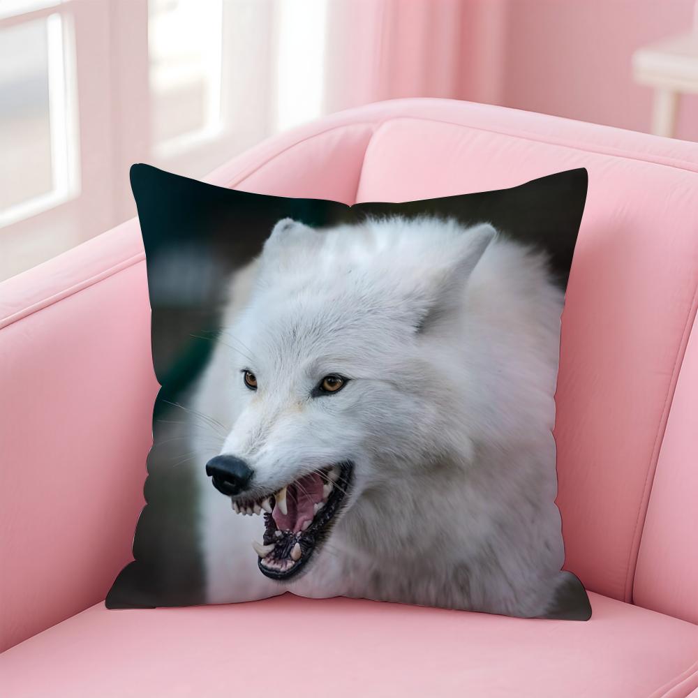 Casual daily Wild Powerful Majestic White Wolf Cushion Cover Linen Pillowcase Cover Soft Decor for Sofa Home Room