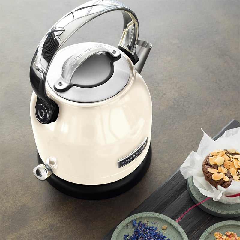 Kitchenaid Kettle 1.25L 5Kek1222 Kitchenaid Color: Cream Gloss