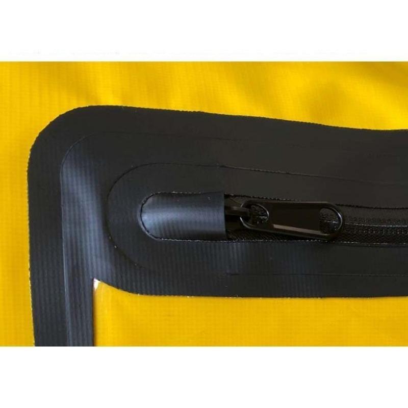 Автомобильный бокс на крыше