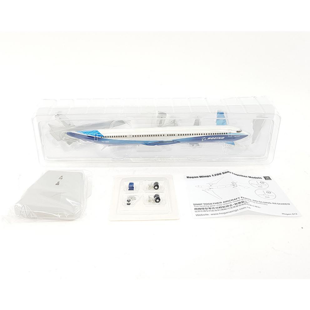 Hogan Wings 1/200 737 MAX 8 Airplane Model 911267
