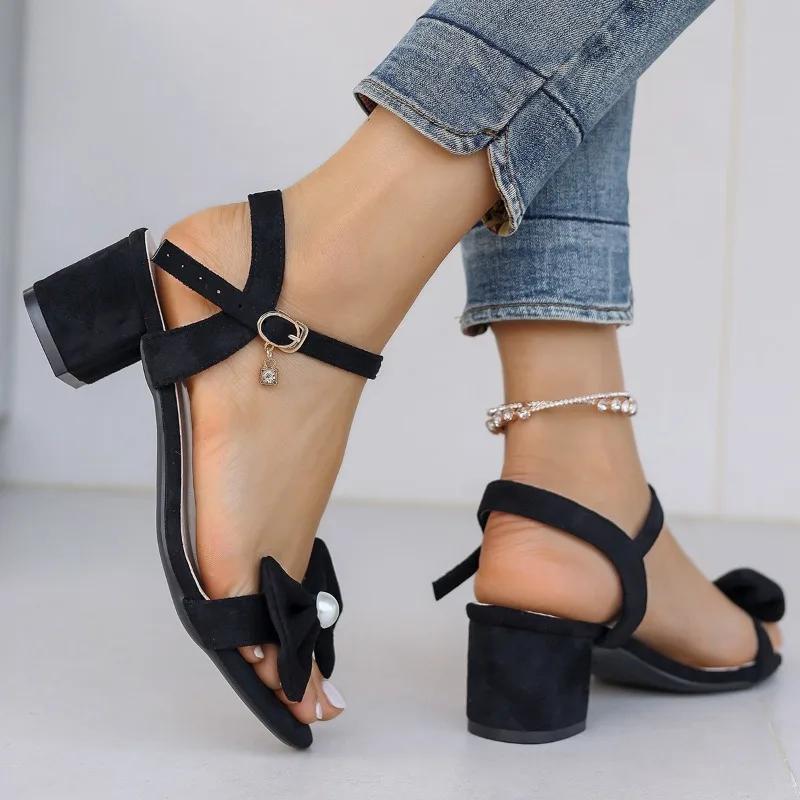 Модная женская обувь 2025 больших размеров, современные женские сандалии, брендовые нарядные сандалии для женщин, туфли с ремешком и пряжкой-бантом, средний каблук, открытый носок