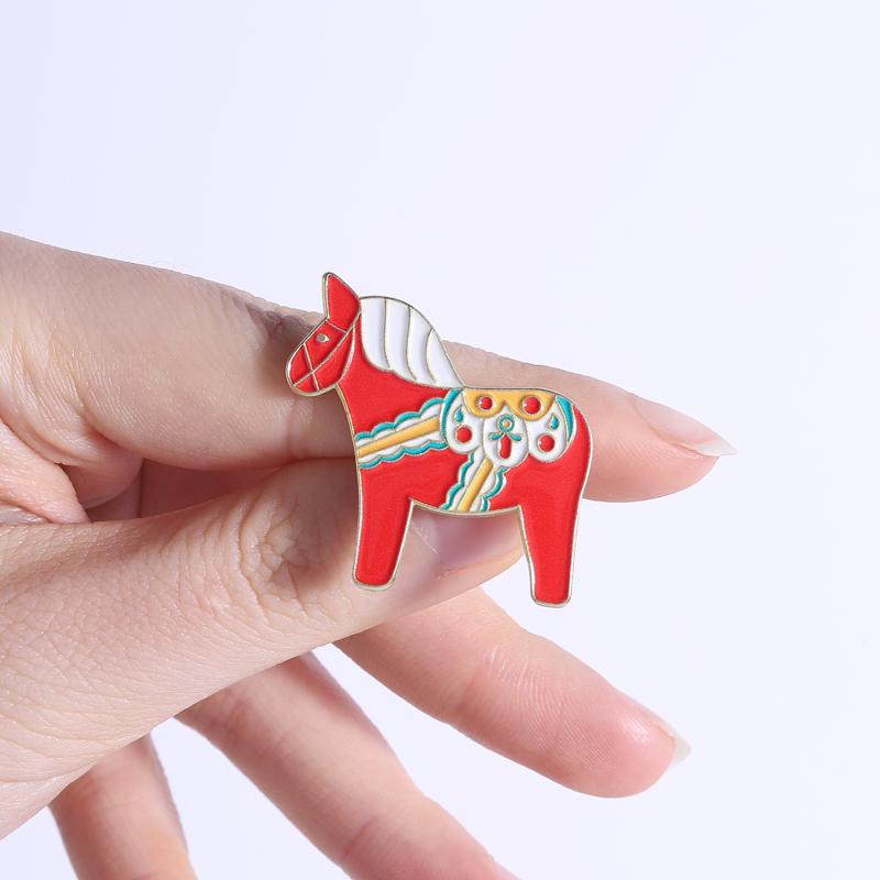 Cute Cartoon Horse Enamel Pins The Year of Horse Brooches Badges Simple Punk Cool Animal Jewelry Gift for Friends
