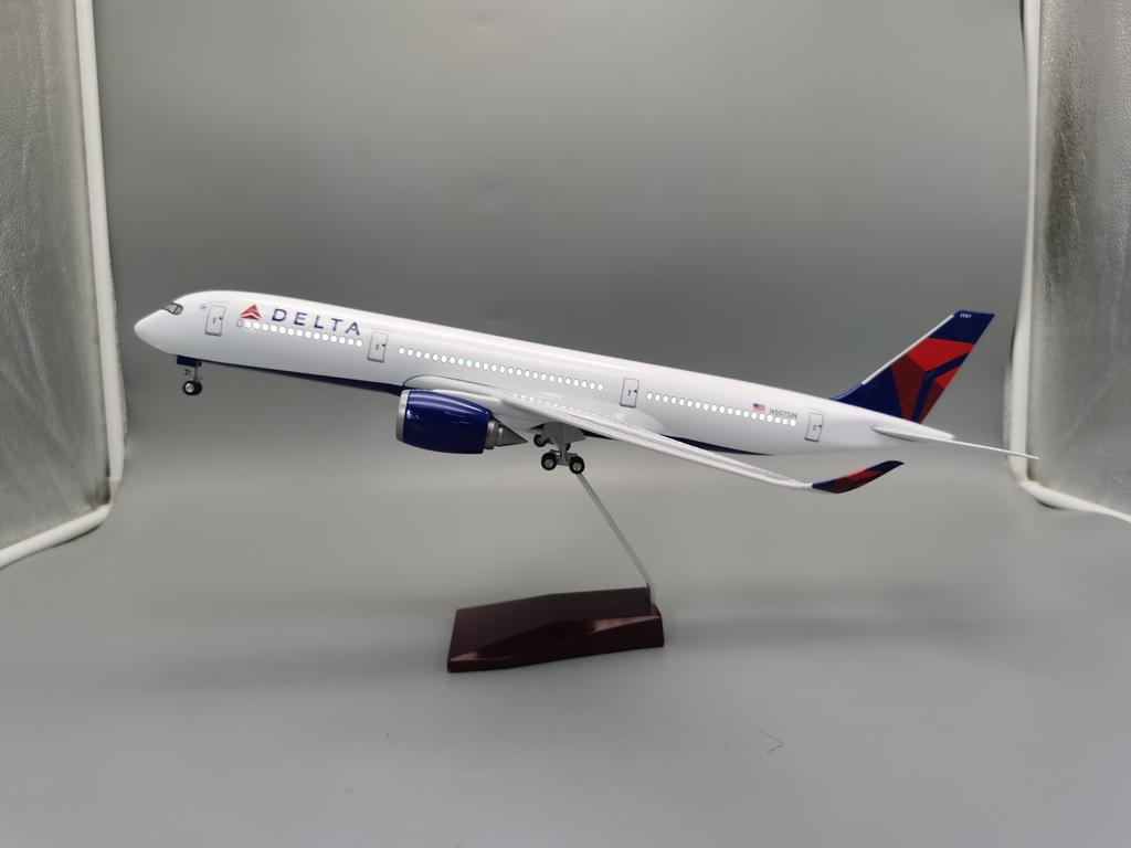 Модель самолета A350 Delta Airline Масштаб 1/142 47 см Самолет с колесным шасси Миниатюрный самолет для коллекционирования Сувенирные подарки