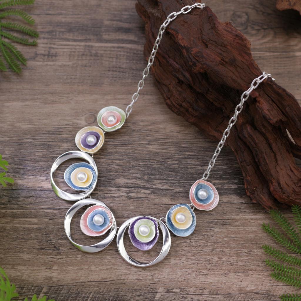 Эмалевый цвет полый геометрический цветок длинная подвеска, женская подвеска-ожерелье в форме сердца с высоким чувством универсальности