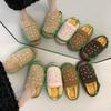 Модные женские тапочки Утолщенные пушистые туфли-гамбургеры Тапочки-мюли на платформе Уличные пляжные сандалии Женские домашние тапочки Женские