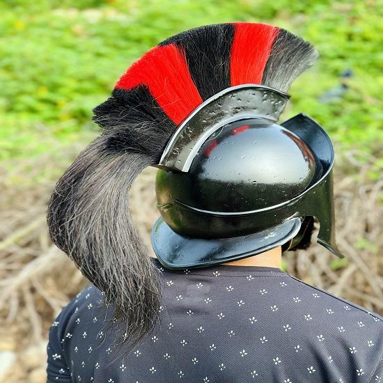 Черный спартанский шлем Великий король Леонидас Спартанский шлем 300 фильмов Средневековый шлем Твердая сталь с внутренней кожаной подкладкой Лучший подарок