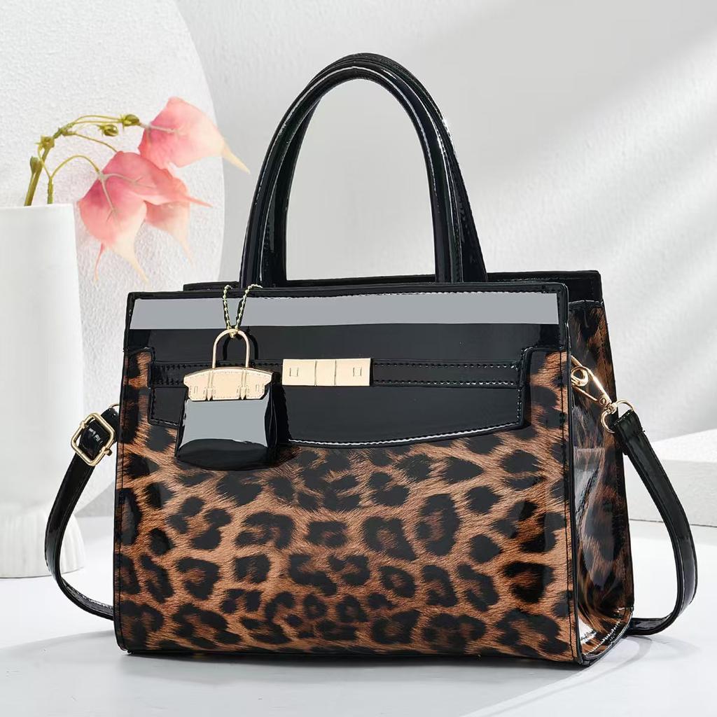 Новая сумка с леопардовым принтом, высокого уровня внешнего вида, усовершенствованная дизайнерская сумка-пэчворк с большой вместимостью через плечо