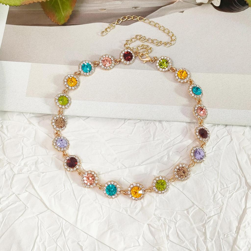 Spring/Summer Colorful Diamond Choker - Women's High-End, Versatile Design Clavicle Necklace