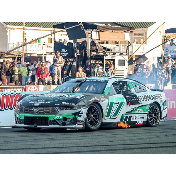 Kyosho Lionel Racing 2024 Ford Mustang Крис Бьюшер Уоткинс Глен Победитель Готовая модель LR316408 1/64 BUILDSUBMARINES.COM #17