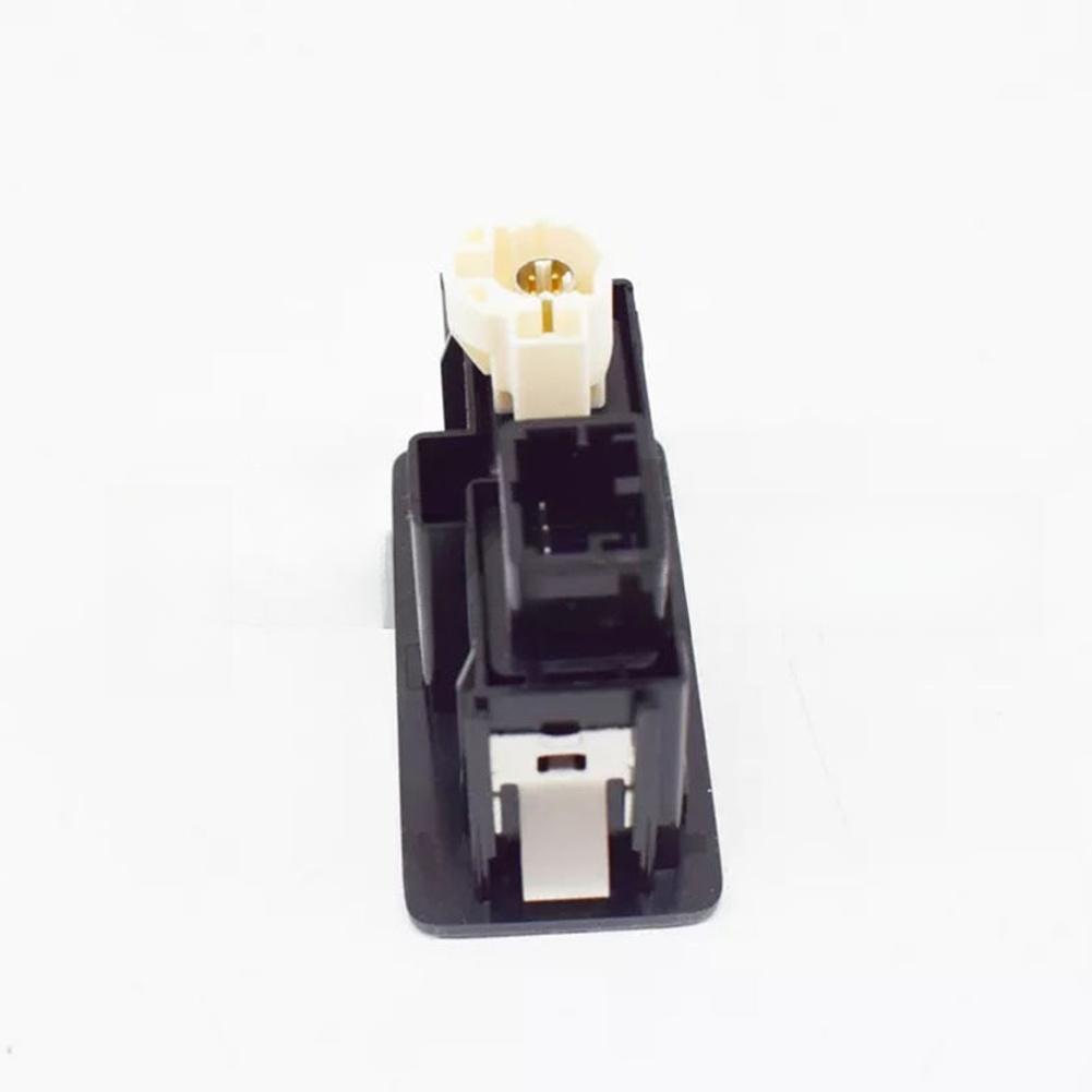 Для приборной панели автомобиля USB-порт USB-разъем USB-подключение Компактный дизайн Специальная установка для автомобиля Для Golf VII 2012 08-2017 03