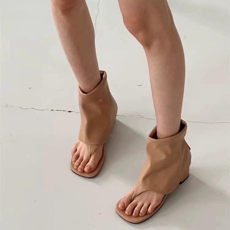 Мода Уличная мода Женские высокие сандалии 2024 Новые повседневные и универсальные женские босоножки-шлепанцы Удобная летняя обувь на блочном каблуке