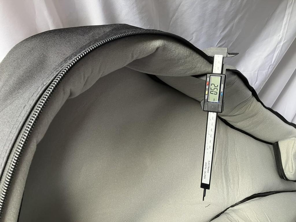 Yaonkaku 25mm Sponge Guitar Gig 110cm X 42cm X Acoustic Guitar Soft Guitar with Large Capacity Pocket Black for 40 and Heavy-Duty Case, Bag, 14cm,