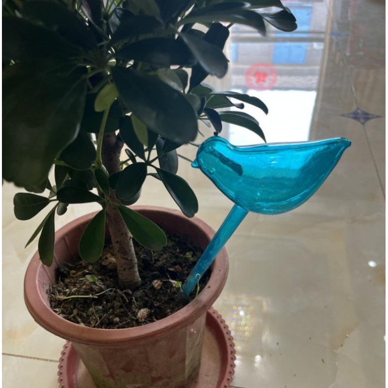 Automatic Flower Watering Globe – Ideal for Travel and Home Use. Contact Customer Service for Color Options.