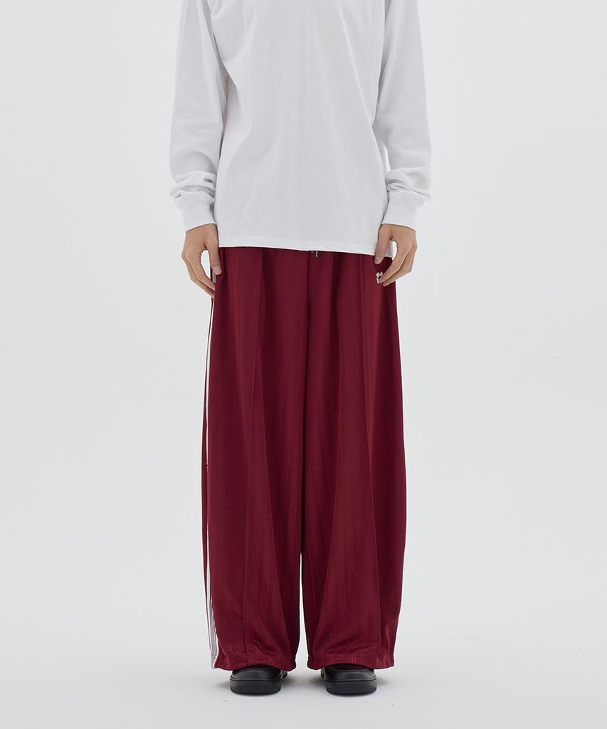 URBANAGE Balloon Fit Curved Line Track Pants_Burgundy