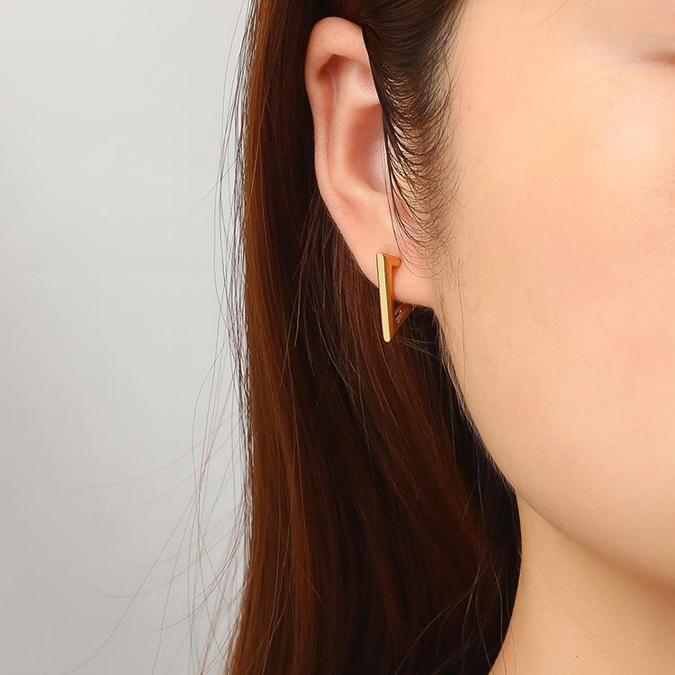 Japan and South Korea popular titanium steel special-shaped earrings accessories ins temperament versatile geometric polygon love stainless steel